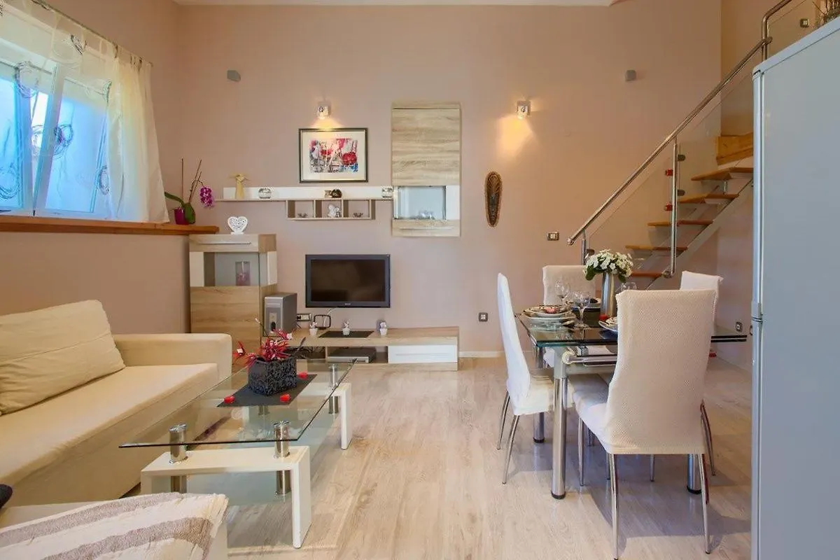 Holiday Home Michelle Sisan